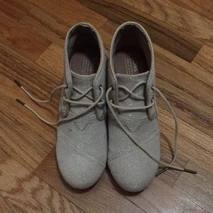 Toms wedges women’s size 8.5